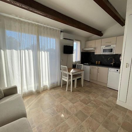 Appartement Pinede Piscine Clim Proche Plage Village Naturiste Agde Exterior foto
