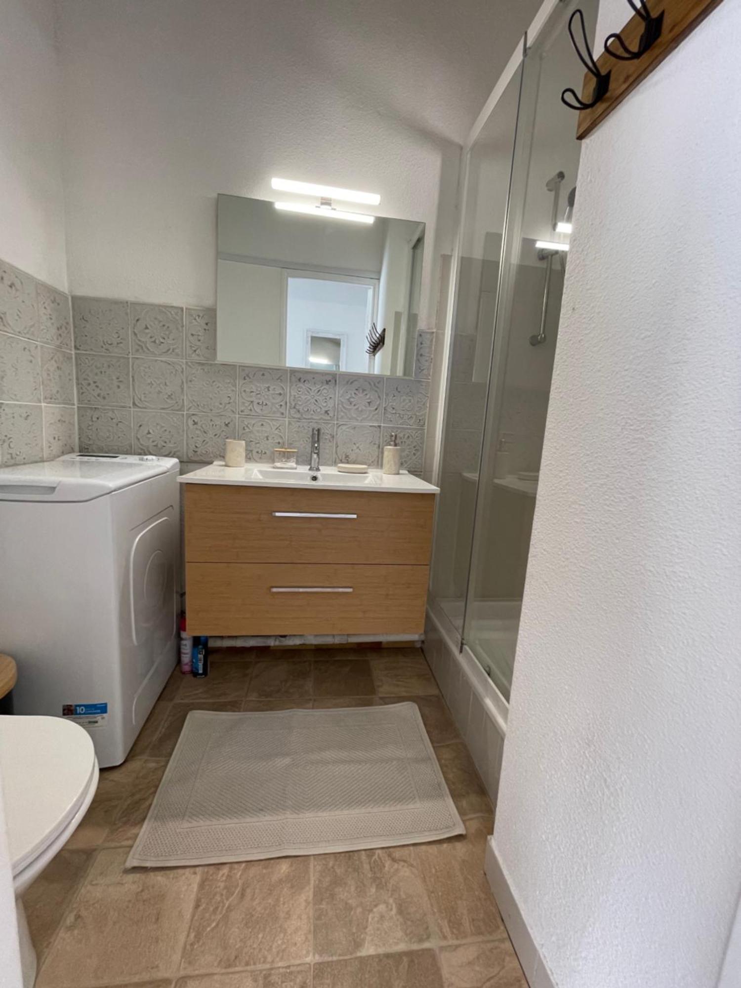 Appartement Pinede Piscine Clim Proche Plage Village Naturiste Agde Exterior foto
